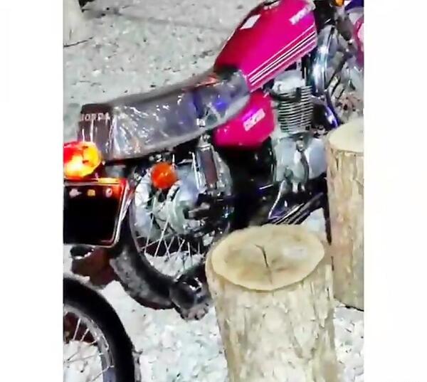 عکس موتور هوندا کف خواب
