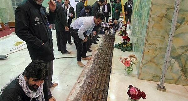 عکس هایی از داخل ضریح امام حسین
