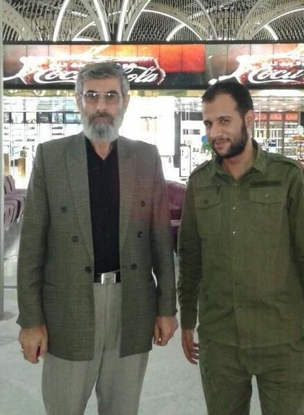 عکس حاج قاسم سلیمانی در حال جنگ