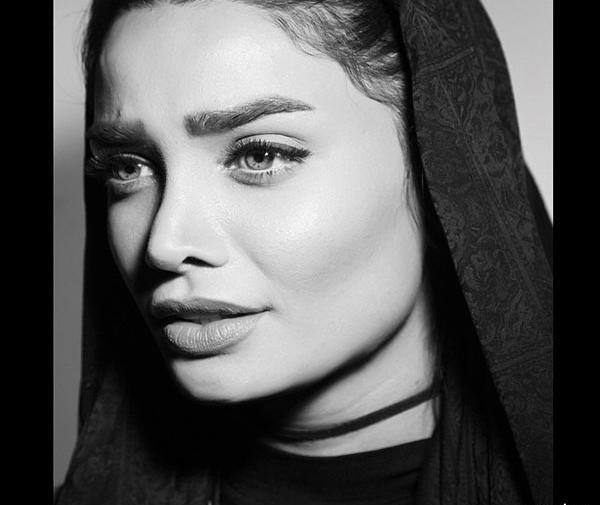 عکس کفش تینا آخوندتبار