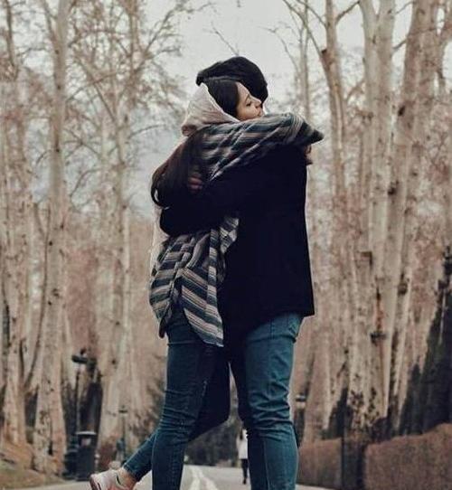عکس پروفایل عاشقانه تو بغل هم