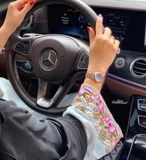 عکس از پشت فرمون ماشین