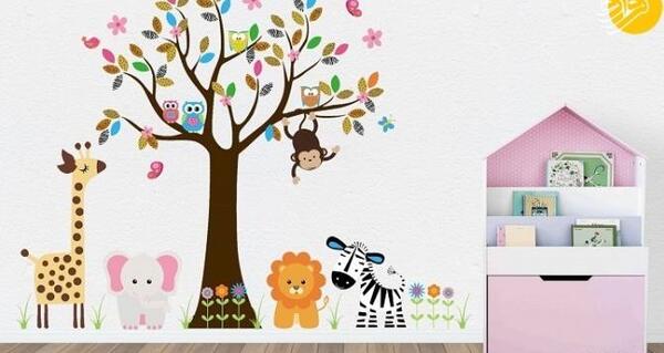 عکس نقاشی روی دیوار اتاق