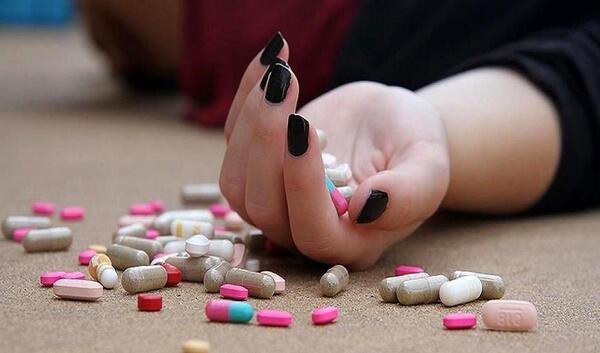 عکس عسل خودکشی در شورابیل