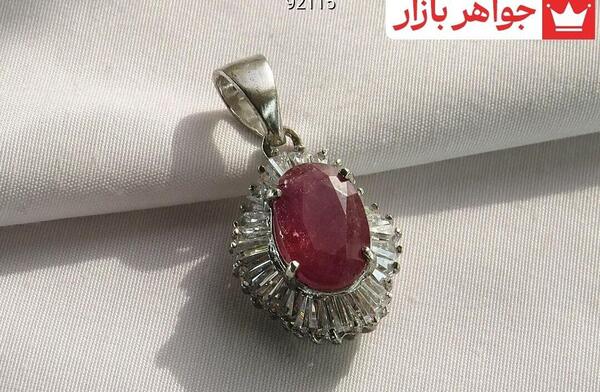 عکس گردنبند یاقوت سرخ