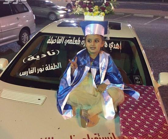 عکس مرسدس بنز زیبا