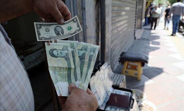 عکس دلار پشت