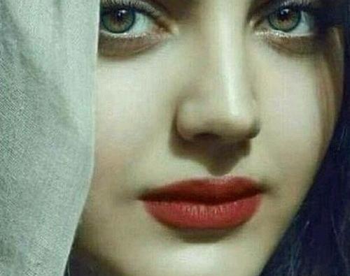 عکس دختر چشم عسلی خارجی