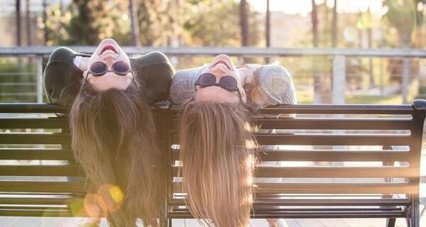 عکس پروفایل دخترونه شیک دوستانه