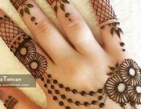 عکس حنا روی دست بچه گانه