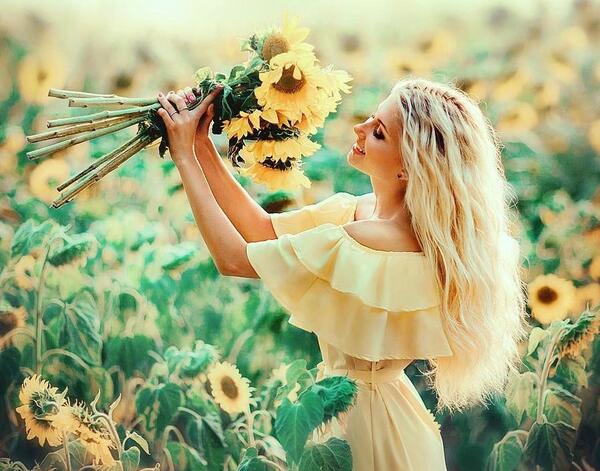 عکس نوشته زیبا همراه با گل