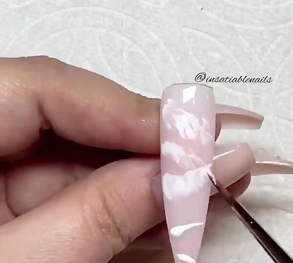 عکس کاشت ناخن گلبهی