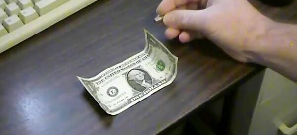 عکس دلار تقلبی و اصلی