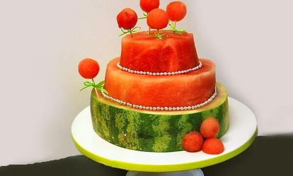 عکس های تزیین هندوانه و انار