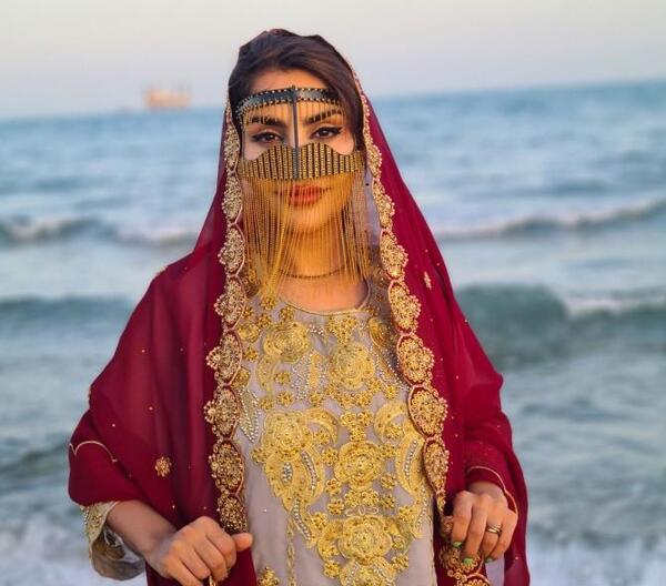 عکس دختر لاکچری بلوچی