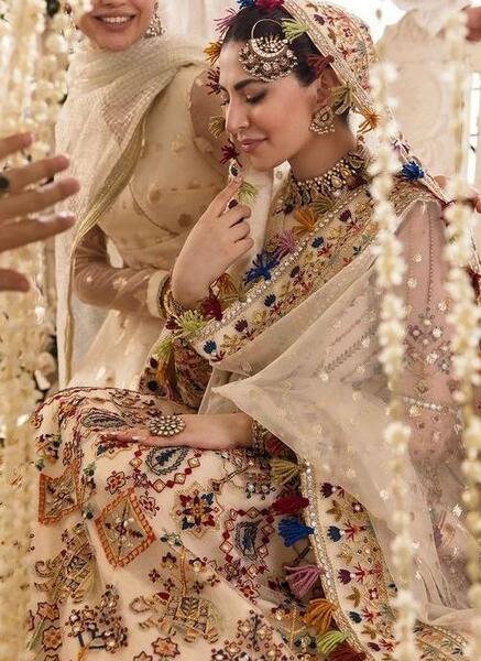 عکس دختر لاکچری بلوچی