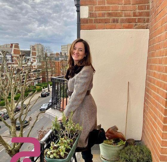 عکس مجری زن چند شنبه با سینا