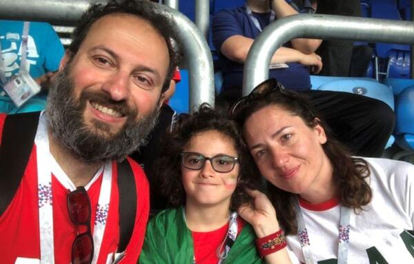 عکس مجری زن چند شنبه با سینا