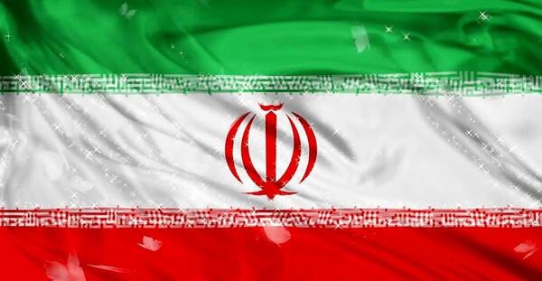 عکس پرچم ایران در حال حرکت