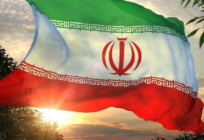 عکس پرچم ایران در حال حرکت