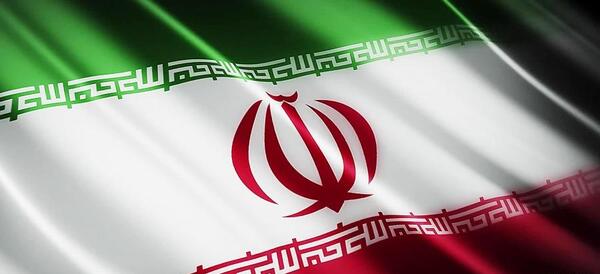 عکس پرچم ایران در حال حرکت