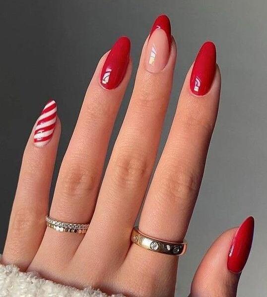 عکس طراحی ناخن قرمز