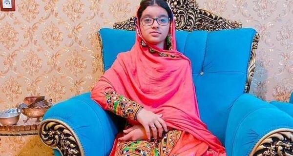 عکس حنا روی دست بلوچی