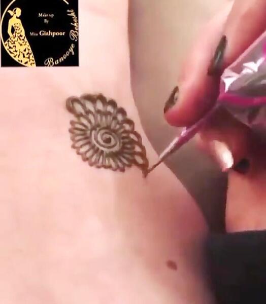 عکس حنا روی دست بلوچی