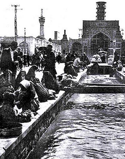 عکس سیاه و سفید از حرم امام رضا