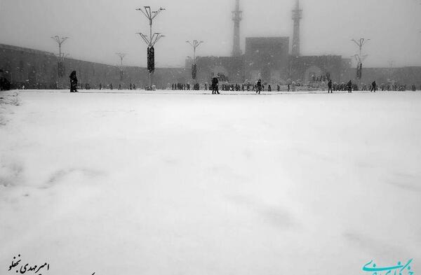 عکس سیاه و سفید از حرم امام رضا