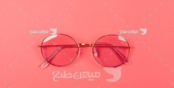 عکس عینک صورتی