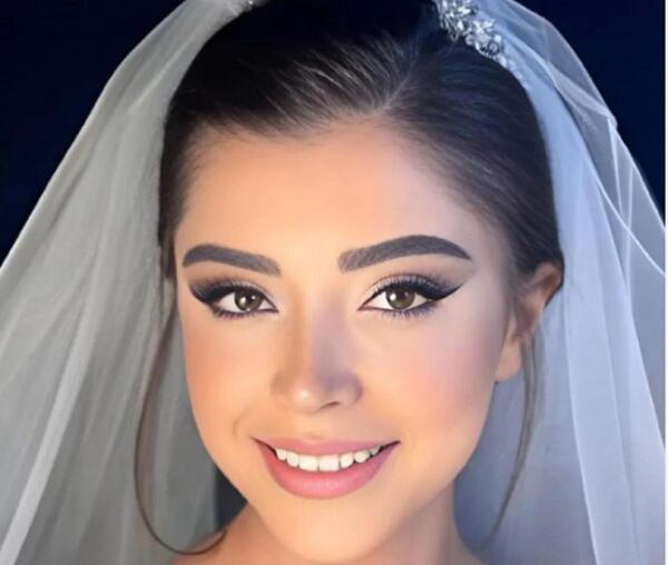 عکس های آیسان اقاخانی