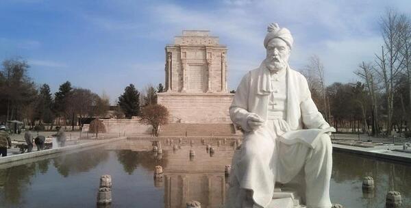 عکس آرامگاه حافظ شیرازی با کیفیت بالا