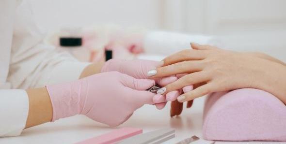 عکس ژلیش ناخن طبیعی دخترانه