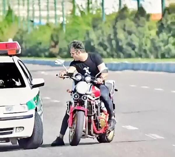 عکس پهلون خلیل عقاب