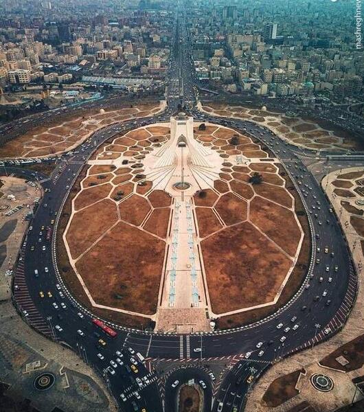 عکس میدان امام حسین جیرفت