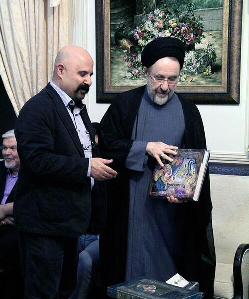 عکس با کراوات خاتمی
