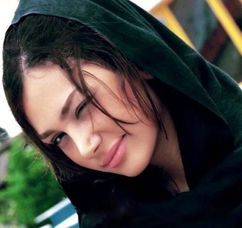 عکس نیوشا ضیغمی با کیفیت بالا
