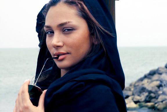 عکس نیوشا ضیغمی با کیفیت بالا