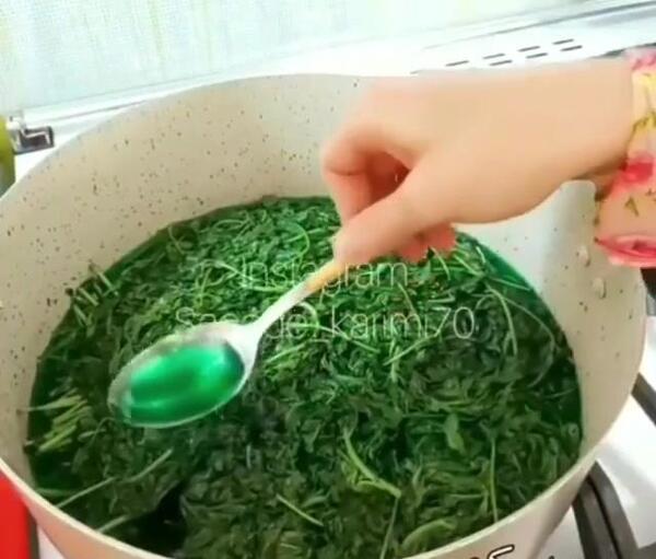 عکس خودکشی کنان