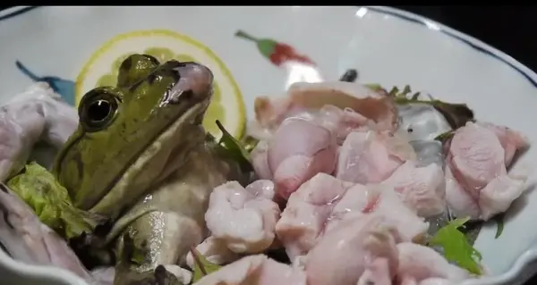 عکس غذا خوردن چینی ها
