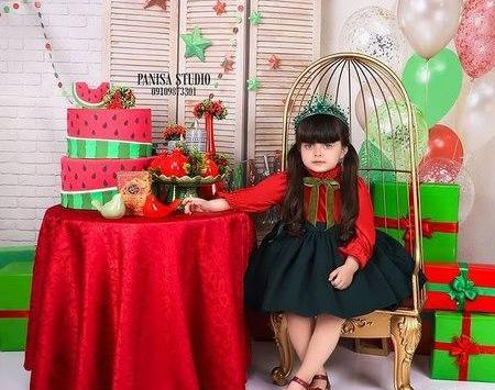 ایده عکس شب یلدا از کودک
