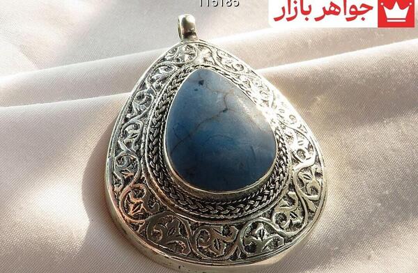 عکس گردنبند آبی