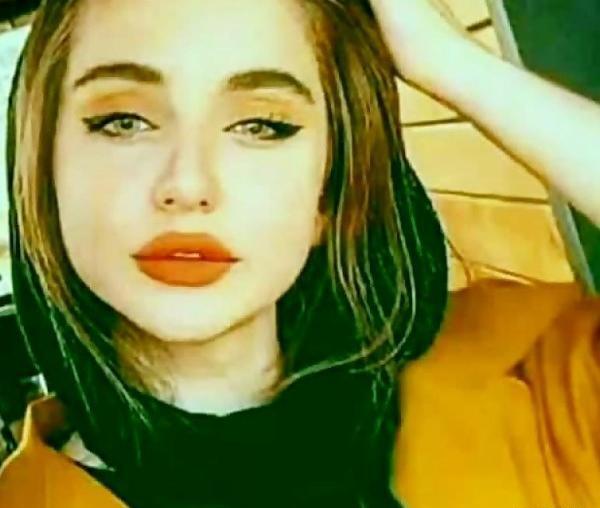 عکس نیکا فلاحی برای پروفایل واتساپ