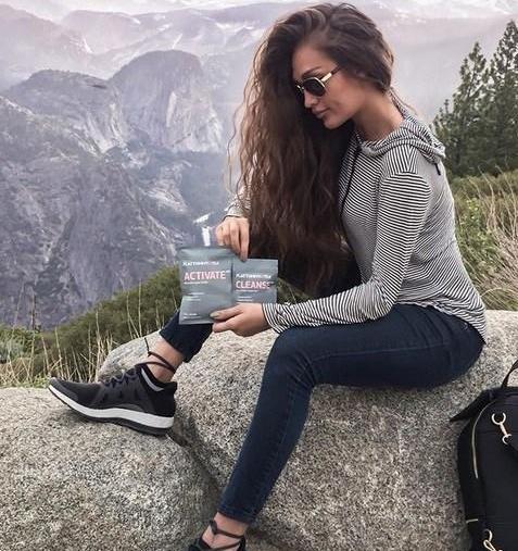 عکس طلا گلزار در اینستاگرام