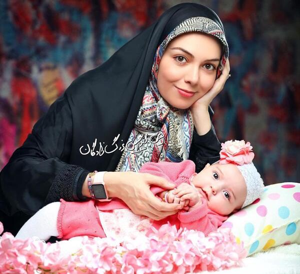 عکس آزاده