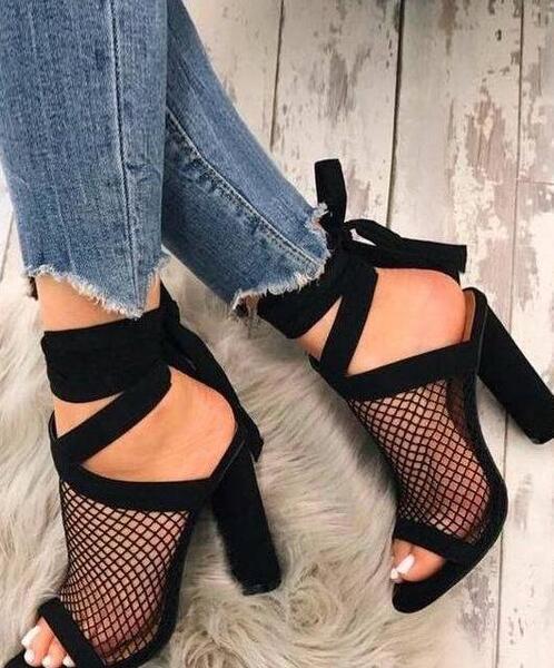 عکس کفش پاشنه بلند ساقدار