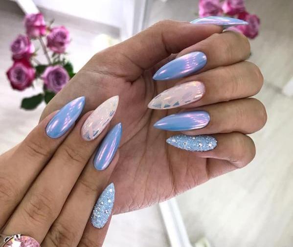 عکس طراحی ناخن در اینستاگرام