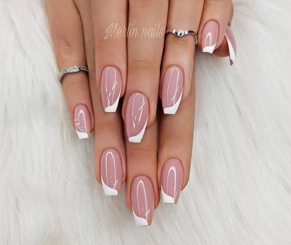 عکس طراحی ناخن در اینستاگرام