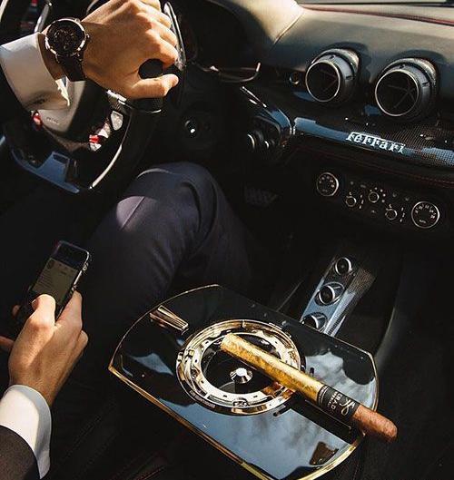 عکس لاکچری یعنی چه